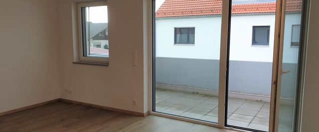 Lichtdurchflutete Traumwohnung im Süden von Ingolstadt - Foto 1