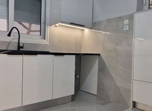 Διαμέρισμα για ενοικίαση - Νίκαια, - Photo 1