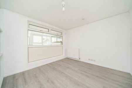5 bedroom detached house to rent - Photo 5