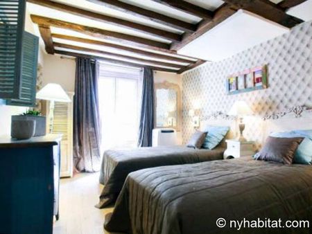 Logement à Paris, Location meublée - Photo 2