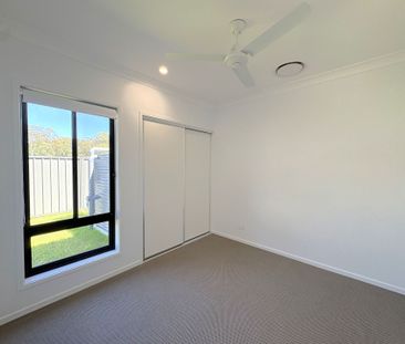 Brand New 3 Bedroom Family Home! - Photo 2