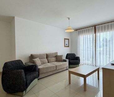 Carrer del Pintor Enric Serra - Foto 1