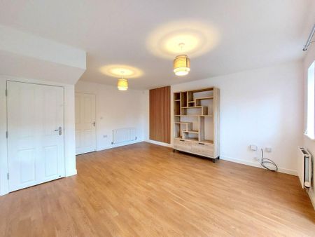 2 bedroom semi-detached house to rent - Photo 4