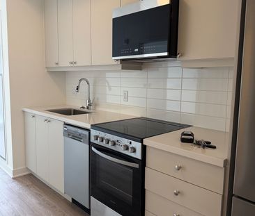 For Lease - 51 Clarington Boulevard Unit# 313, Clarington, Ontario - Photo 6