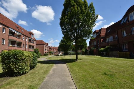 2,5 Zi- Whg WBS, Balkon + Grünanlage + GUTSCHEIN ZUM EINZUG beliebte Lage in Brunsbüttel Otto Stöben - Photo 3