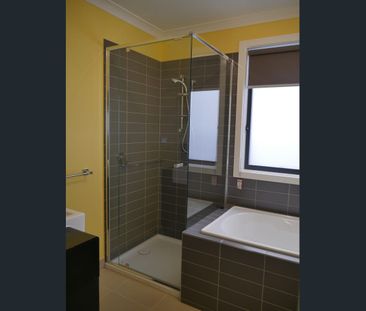 70 Aruma Avenue, Harkness, Vic 3337 - Photo 4