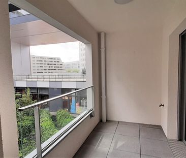 location Appartement T2 DE 41.8m² À VELIZY-VILLACOUBLAY - Photo 4