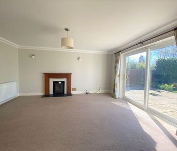 5 bedroom detached house to rent - Photo 4