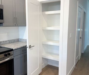 WHITTAKER 4 - A - 8146 - Photo 2