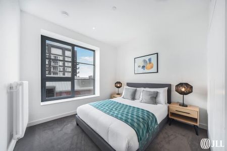 Douglass Tower, Good Luck Hope E14 - Photo 2