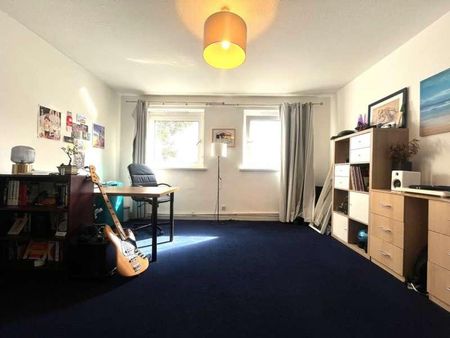 Holmrook House, Euston, NW1 - Photo 4