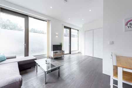 1 bedroom flat to rent - Photo 3