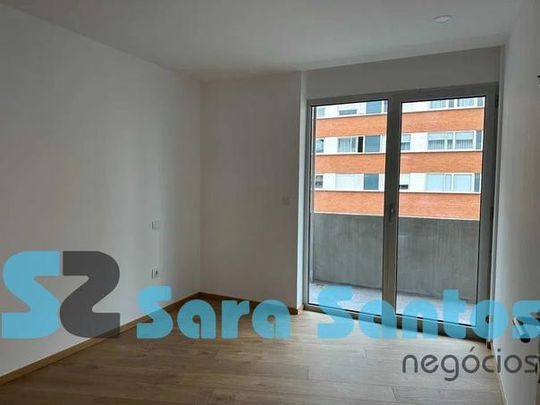 Apartamento T2 - Photo 1