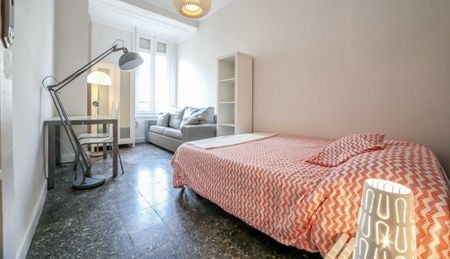 Carrer de Sueca, Valencia, Valencian Community 46006 - Photo 2