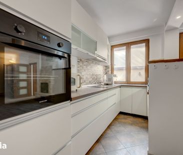 Închiriere Vilă Individuală | Grozăvești – P+1E+M, Curte 80 mp - Photo 4