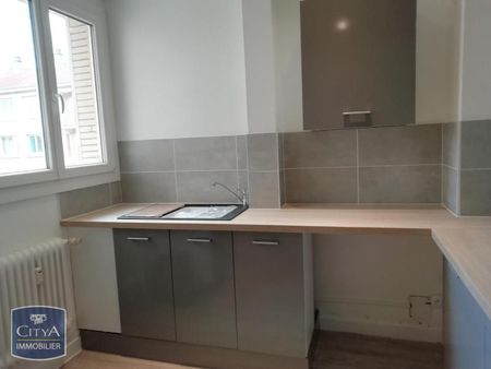 Location Appartement 3 pièces 68m² BOURG EN BRESSE 01000 - Photo 3