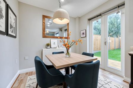 4 bedroom townhouse to rent - Photo 3