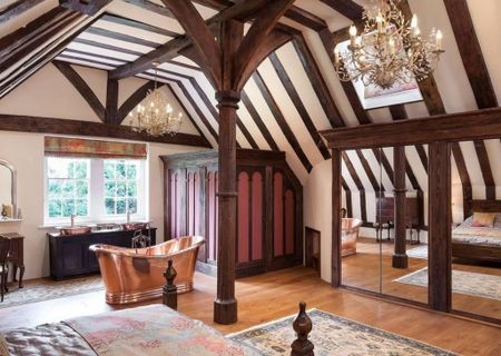 6 bedroom detached house to rent - Photo 4