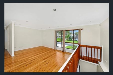 Modern Family Home in Peaceful Coastal Setting. - Photo 3