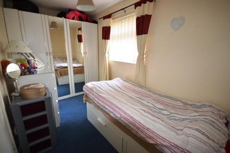 2 Bedroom Semi Detached To Let - Photo 2