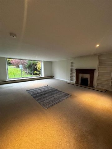 5 bedroom detached house to rent - Photo 2