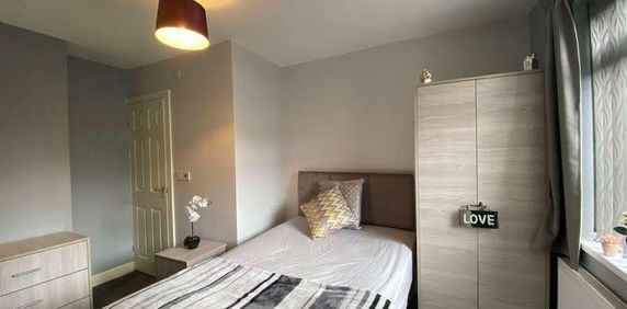 Grangefield Avenue, DN11 - Photo 2