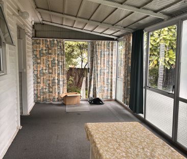 17 Selwyn Road, Manurewa - Photo 2