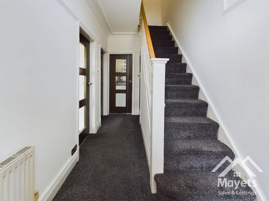 3 bedroom semi-detached house to rent - Photo 1