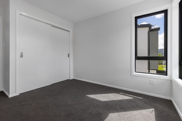 Wallaceville Living - Photo 1