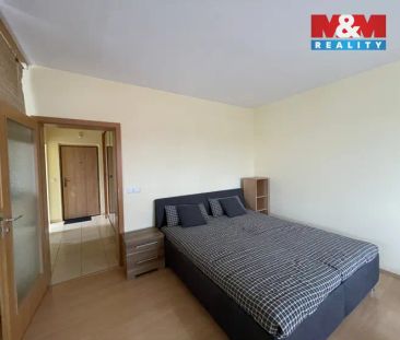 Pronájem bytu 1+kk v Praze, ul. Ve žlíbku - Photo 1