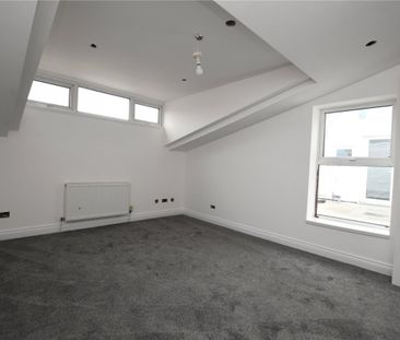 2 Bed Property To Rent - Photo 5