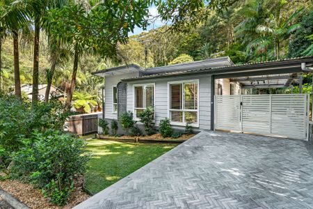 Beautiful Coastal Home - Photo 3