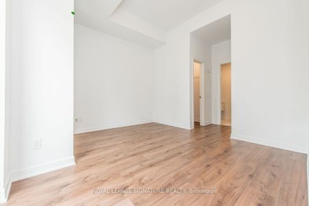 For Lease - 3010 Trailside Drive Unit# 140, Oakville, Ontario - Photo 4