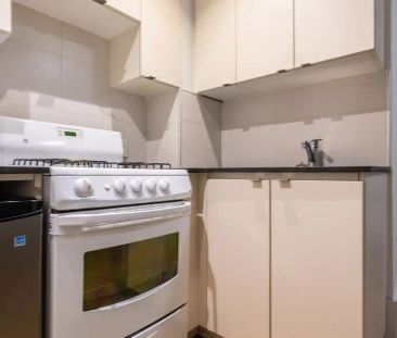 160 Huron Street — Studio - unit 107 - Photo 5