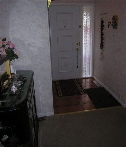 For Lease - 50 Araman Drive, Toronto, Ontario - Photo 2