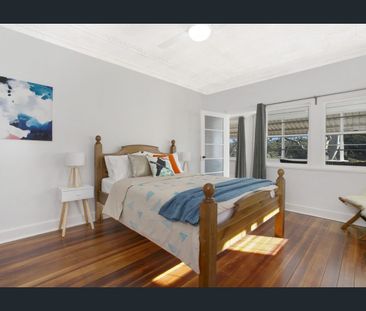 Waterviews - two bed house plus large enclosed verandah - Photo 4