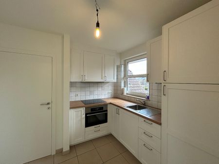 Energiezuinig 2-slpkapp. met staanplaats in centrum Zonhoven - Photo 5