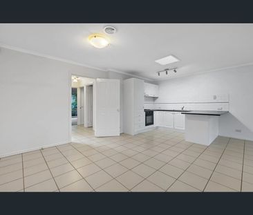 2/11 Bambury Street, Boronia, Vic 3155 - Photo 2