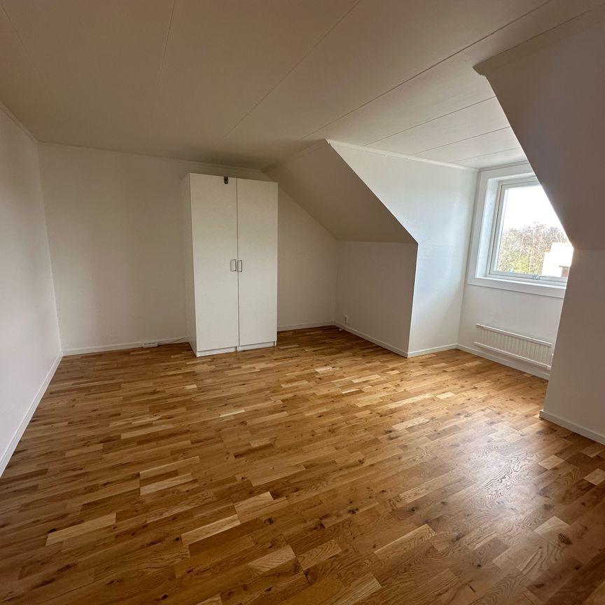 Östra Järnvägsgatan 21 - Foto 1