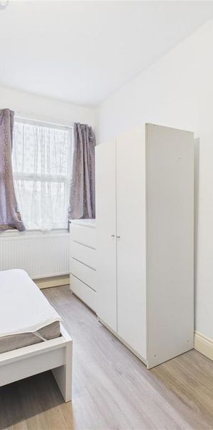 House share to rent - Photo 1