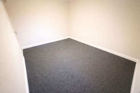 4 bedroom house to rent - Photo 3