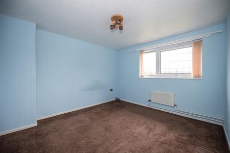 Kelvedon Gardens, Nottingham - Photo 2