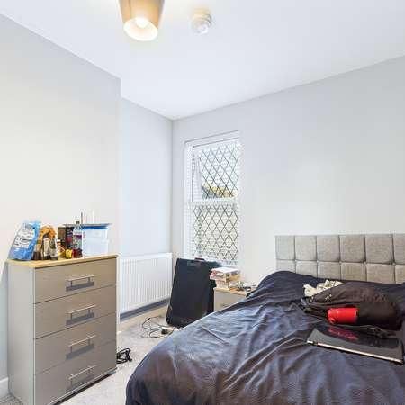 Ashdown Road, Worthing, BN11 - Photo 3