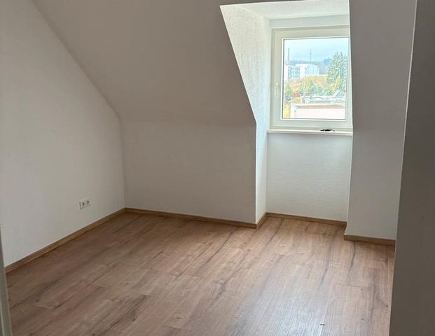 Wohnung 3 ZKB , 57 Qm , Einbauküche , renoviert, ab sofort - Photo 1