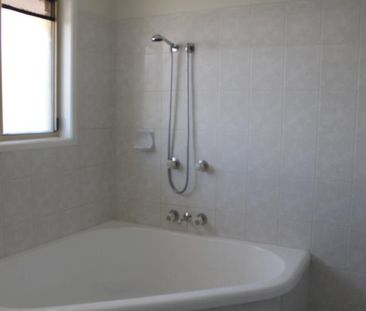 22 Acacia Street, QLD 4655, Point Vernon - Photo 3