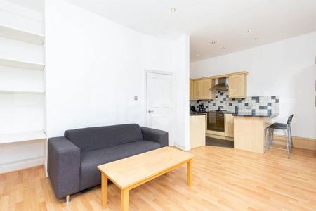 Bright and airy one bedroom property minutes to Tufnell park station - Photo 2