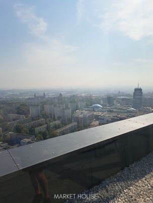 Apartament z balkonem w Hanza Tower - Фото 1