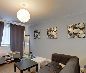 2 bedroom house to rent - Photo 2