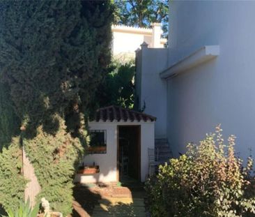 3 room luxury Villa for rent in Marbella, Andalusia - Photo 4