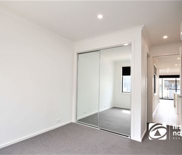 Modern Comfort and Style in a Prime Location - Photo 4